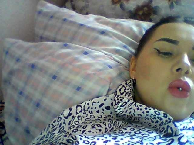 Трансляцияның скриншоттары Suflemilkypie