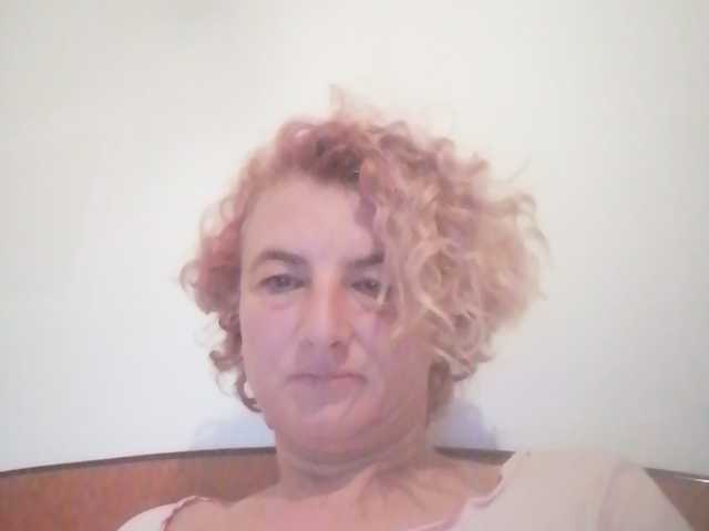 Трансляцияның скриншоттары SunnyLarrah11