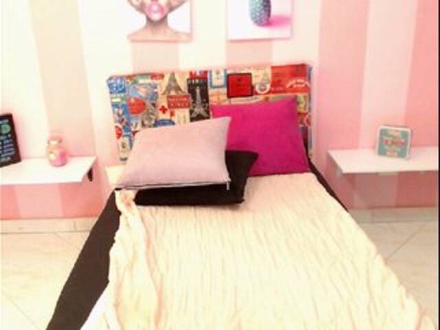 Трансляцияның скриншоттары SussanMorris