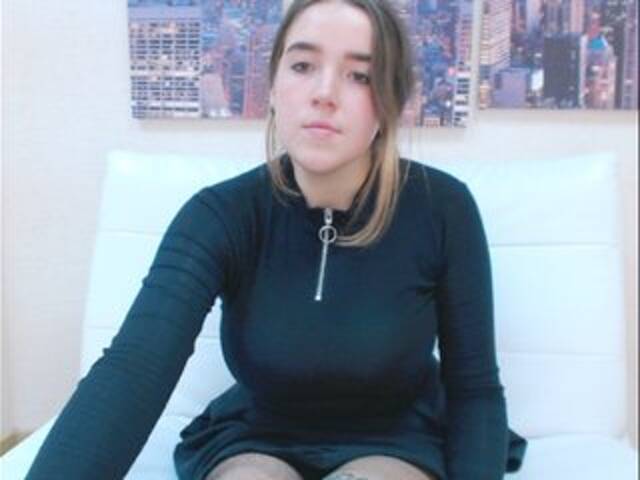 Трансляцияның скриншоттары SweetH0ney