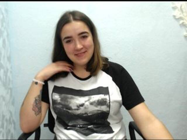 Трансляцияның скриншоттары SweetH0ney