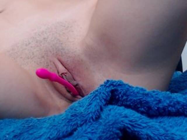 Трансляцияның скриншоттары Sweetsexbia