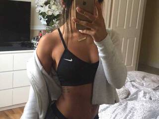 Эротикалық бейне чат Tamara-Hellen