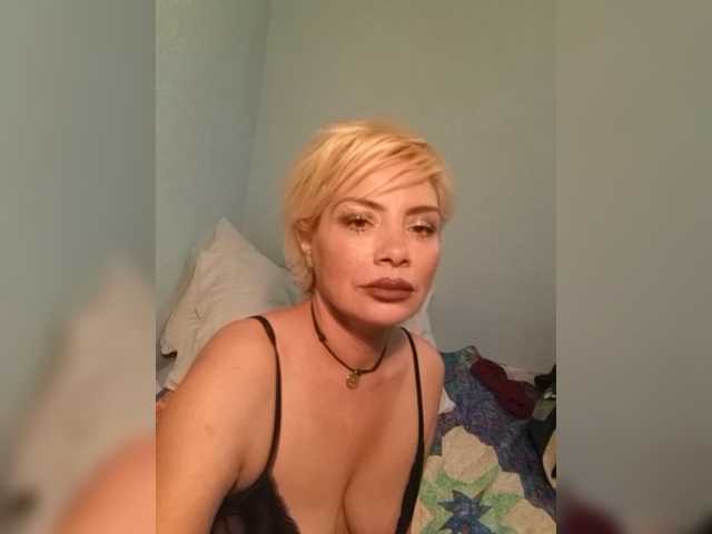 Трансляцияның скриншоттары Tequilera