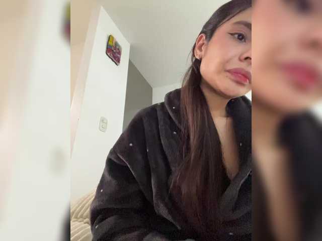 Трансляцияның скриншоттары Tinny111