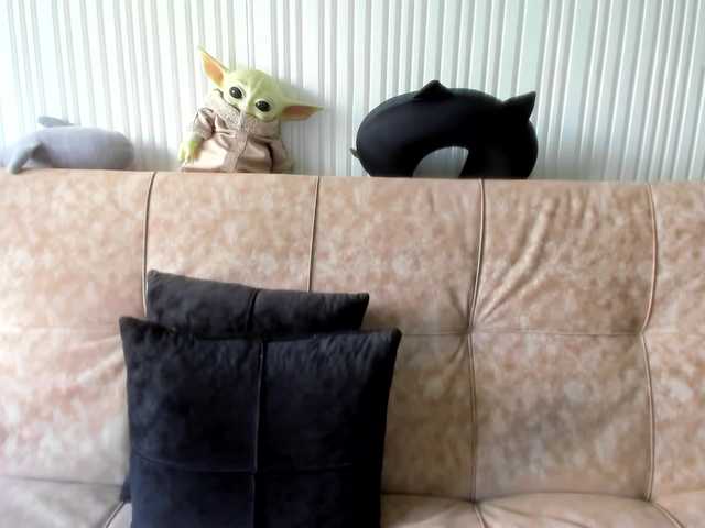 Трансляцияның скриншоттары ToriLoon