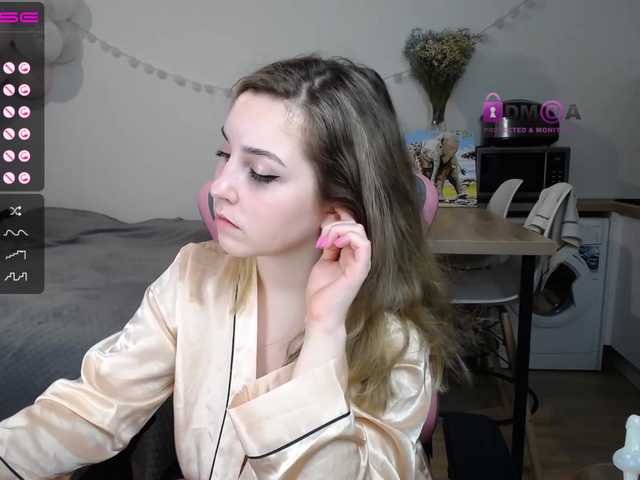 Трансляцияның скриншоттары TWINKLE--