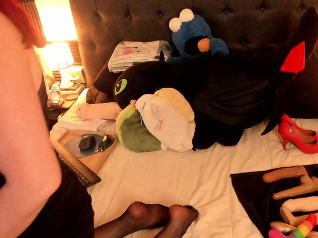 Трансляцияның скриншоттары ursula-fire