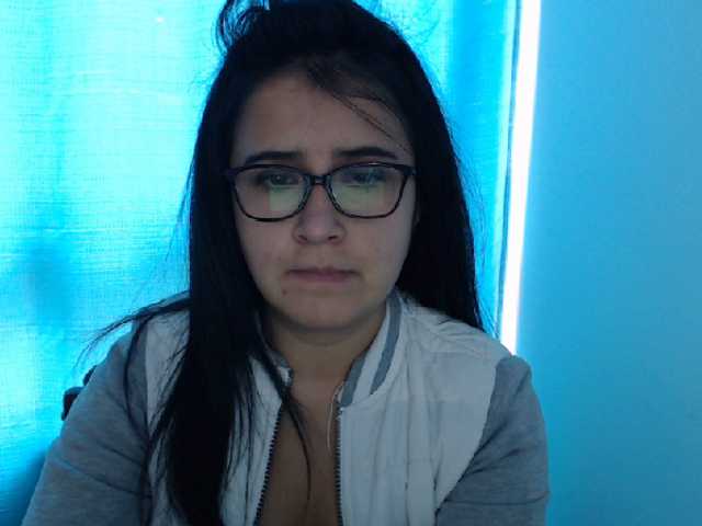 Трансляцияның скриншоттары valeyandre