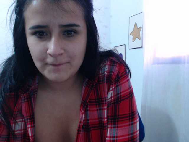 Трансляцияның скриншоттары valeyandre