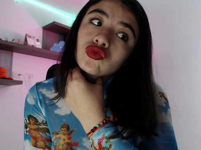 Трансляцияның скриншоттары VaneeLee