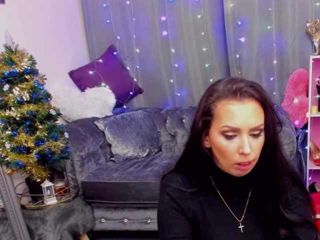 Трансляцияның скриншоттары VanessaMyers