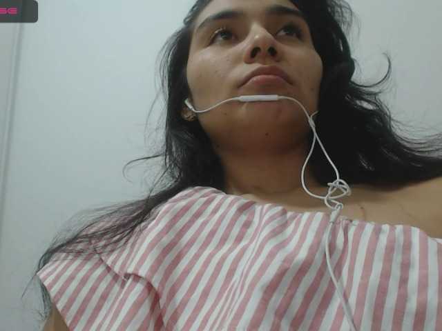 Трансляцияның скриншоттары VeronicaMonte