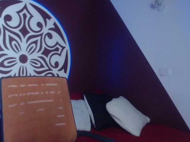 Трансляцияның скриншоттары violetsstone