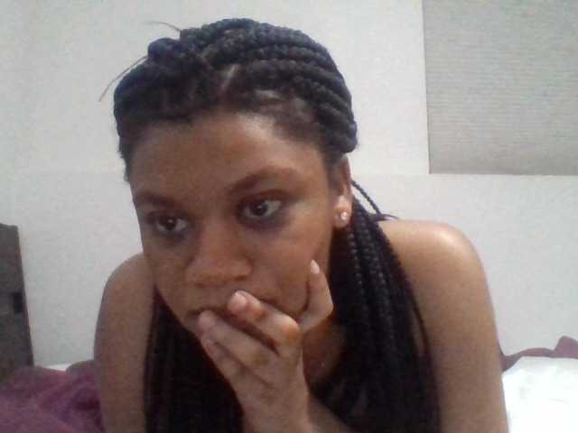 Трансляцияның скриншоттары Violette88