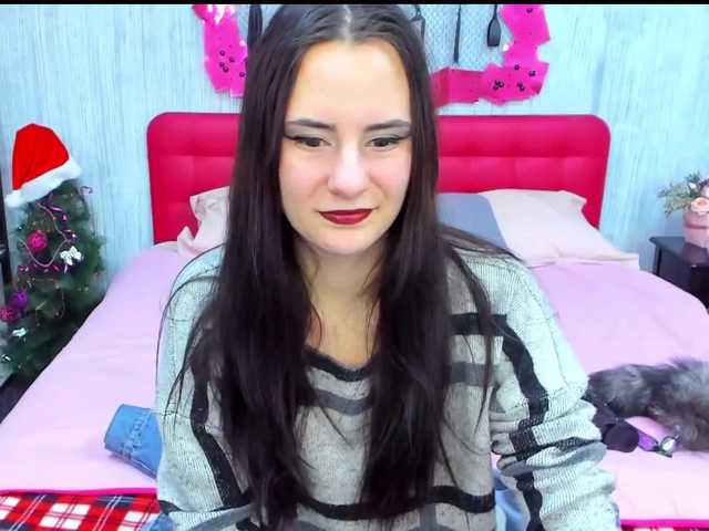 Трансляцияның скриншоттары VioletWest