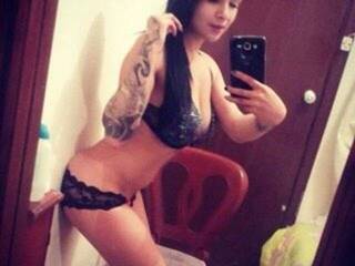 Эротикалық бейне чат Vioolet