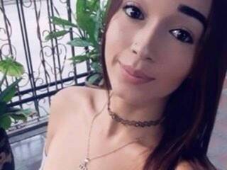 Эротикалық бейне чат WinnyRoom