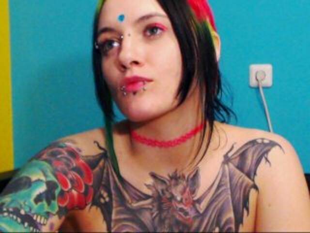 Трансляцияның скриншоттары xExoticGirlx