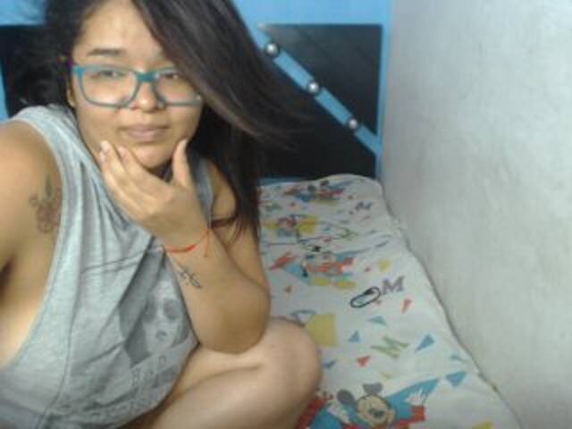 Трансляцияның скриншоттары ximenalateton