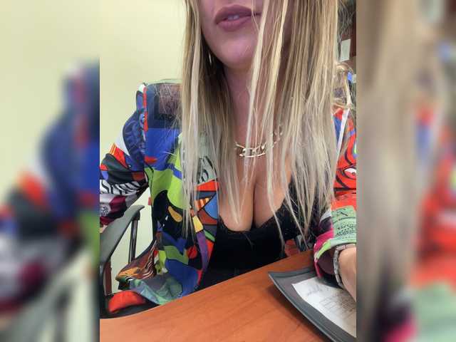 Трансляцияның скриншоттары Your-Kitty